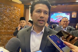 Soal Keluhan MBG di Bulan Ramadhan, Emil Dardak Soroti Kualitas Kemasan dan Buah