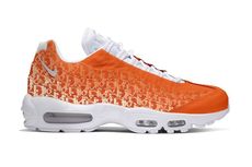 Inikah Tampilan Sneaker Kolaborasi Nike x Dior Air Max 95?  