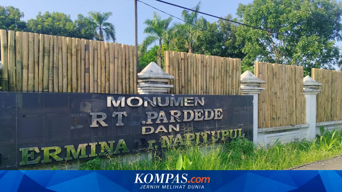 Pagar Besi Monumen TD Pardede Deli Serdang Diduga Dicuri, Kini Diganti dengan Bambu