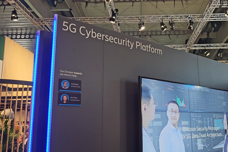 Area demo 5G Cybersecurity Platform di booth Ericsson di MWC 2024 Barcelona.