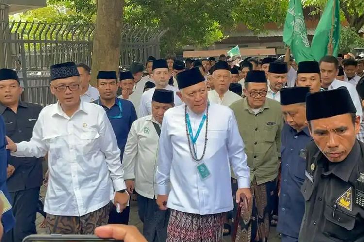 Gus Kikin Pimpin PBNU, DPR Sampaikan Sejumlah Harapan