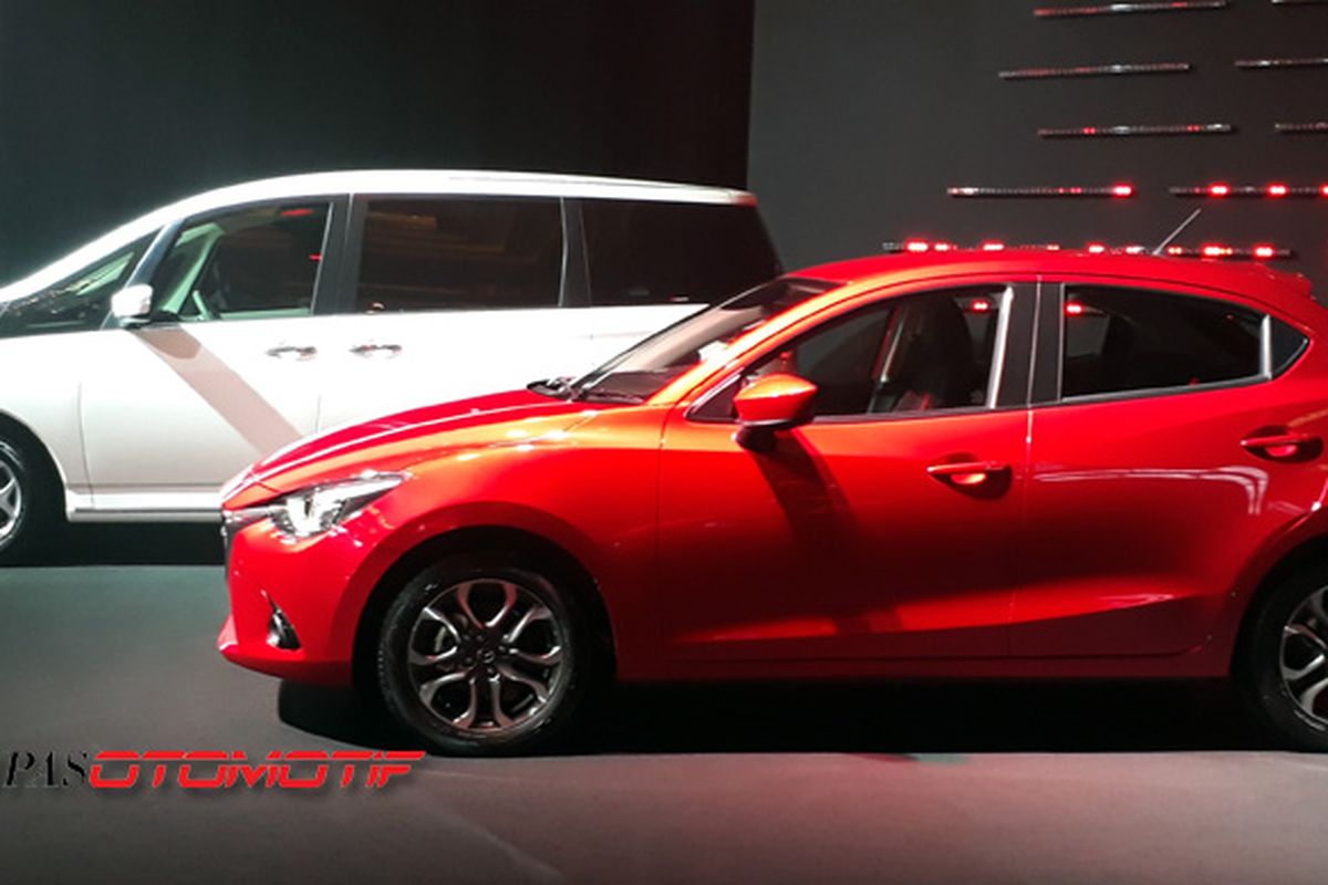 Harga Mazda2 melambung lebih dari Rp 300 jutaan.