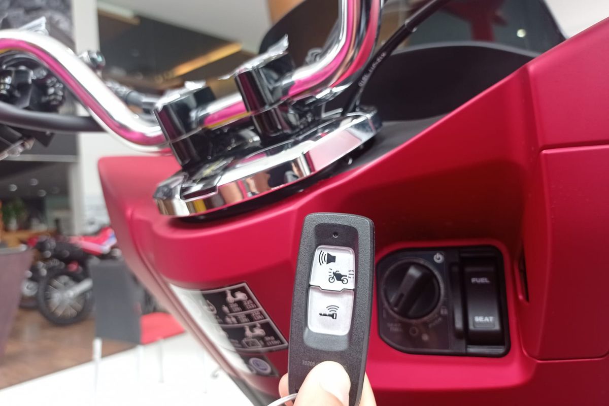 Teknologi keyless pada sepeda motor Honda yang diberi nama Smarr Key System