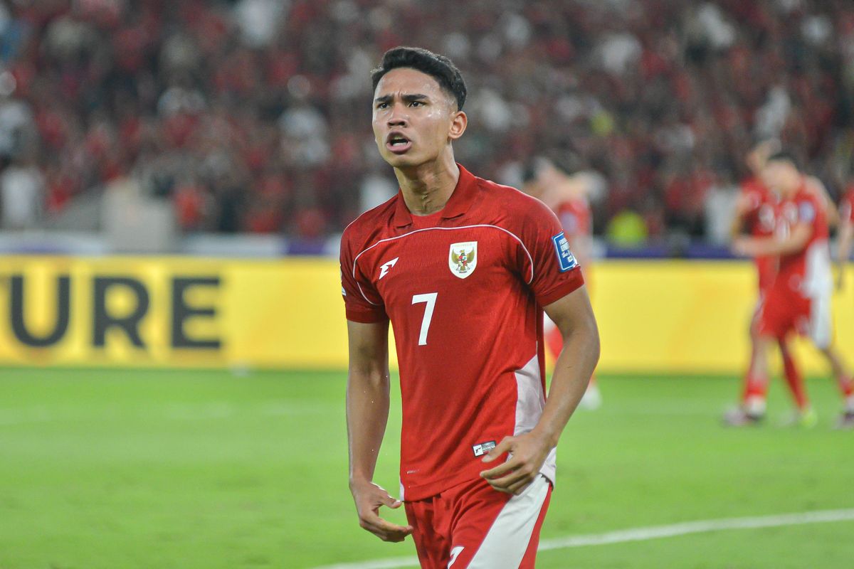Marselino Ferdinan mendapatkan kartu kuning di laga terakhir saat mengalahkan Bahrain di matchday 10 Kualifikasi Piala Dunia 2026 Zona Asia, ia dipastikan absen dalam duel Indonesia vs China, Kamis (5/6/2025) mendatang.