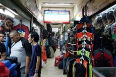 Di Pasar Senen, Seragam Pegawai Transjakarta Dijual Rp 170.000