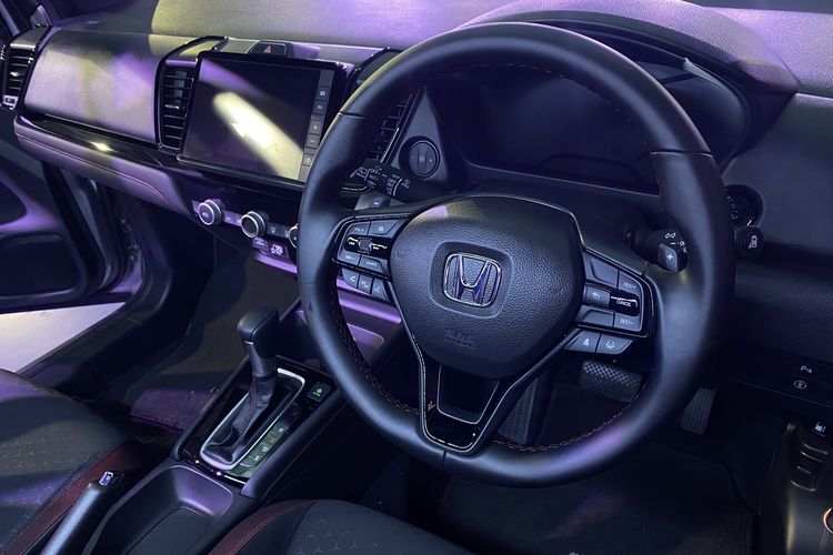 Honda City Hatchback RS with Honda Sensing