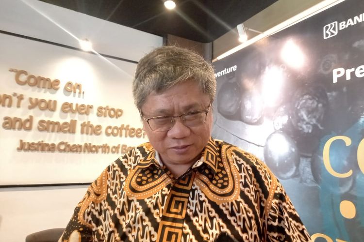 Ketua Departemen Spesialisasi dan Industri, Asosiasi Eksportir Kopi Indonesia (AEKI) Moelyono Soesilo di Grogol, Jakarta Barat, Rabu (11/10/2023).