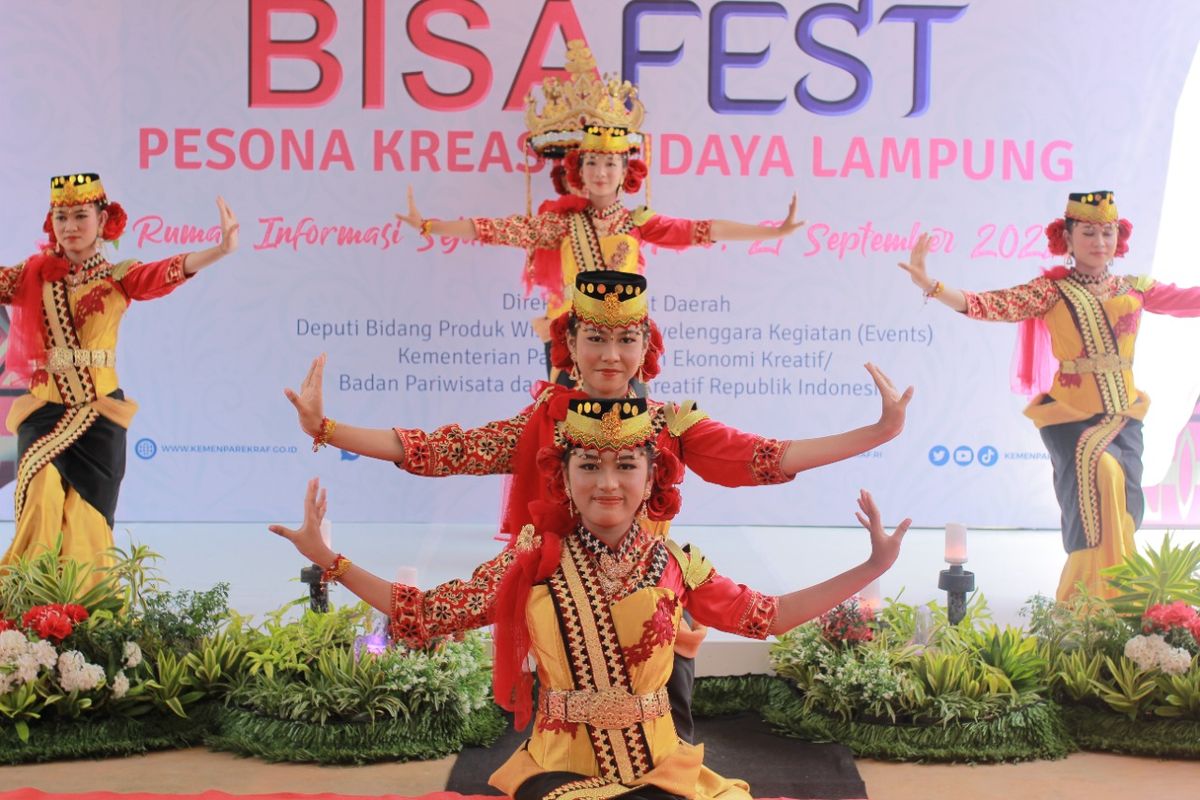 Gelaran BISA Fest Kemenparekraf yang dipusatkan di Cagar Budaya Dokterswoning Kota Metro, Selasa (27/9/2022). 