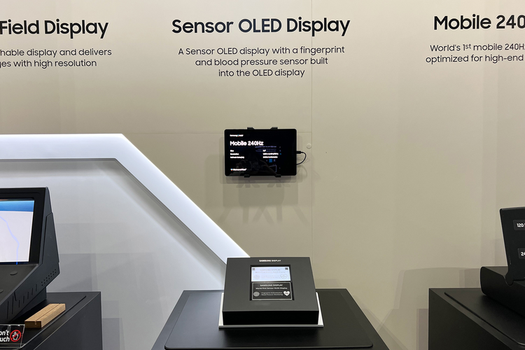 Sensor OLED Display, teknologi yang bisa membaca atau mendeteksi sidik jari di seluruh permukaan layar smartphone.