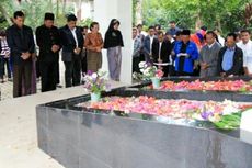 Sambut HUT RI, Pejabat Simalungun Ziarah ke Makam Raja Marpitu
