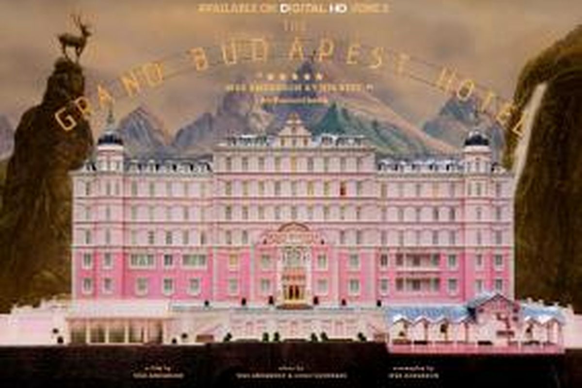 Film The Grand Budapest Hotel, yang dibintangi sederet artis peran ternama. antara lain Ralph Fiennes dan Willem Dafoe, dinominasikan dalam sembilan kategori dalam ajang Academy Awards 2015 atau yang ke-87. Film itu bersaing dengan The Birdman, yang juga mendapatkan sembilan nominasi.