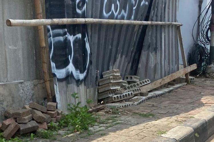 Trotoar di Pondok Indah Kembali Pakai Konblok Lagi Setelah Sempat Gunakan Hebel