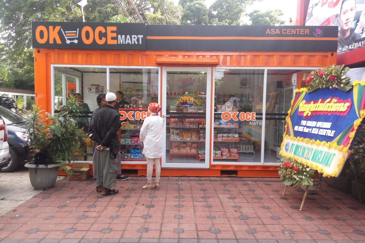 OK-OCE Mart di kawasan Jalan Cikajang, Jakarta Selatan pada Kamis (6/4/2017).