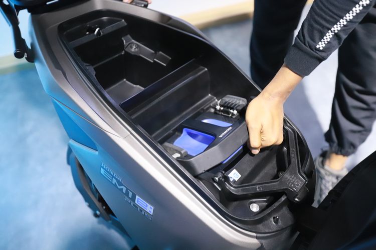 Baterai Motor listrik Honda EM1 e: