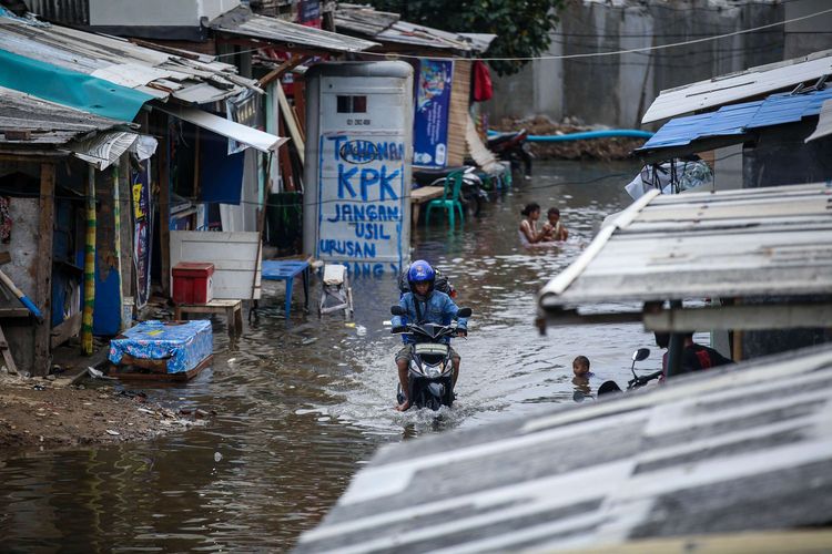 Garis Kemiskinan: Antara Realitas Statistik dan Persepsi Publik