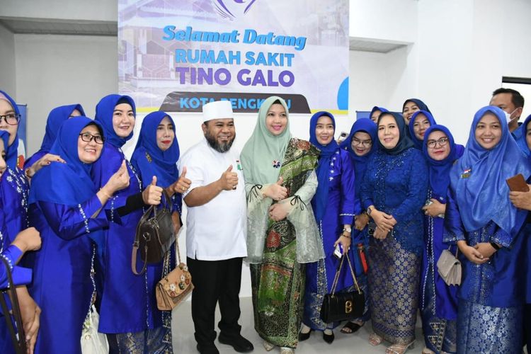 Wali Kota Bengkulu Helmi Hasan dan Wakil Wali Kota Dedy Wahyudi meresmikan rumah sakit khusus perempuan atau lebih dikenal Rumah Sakit Tino Galo (RSTG), Kamis (22/12/22).
