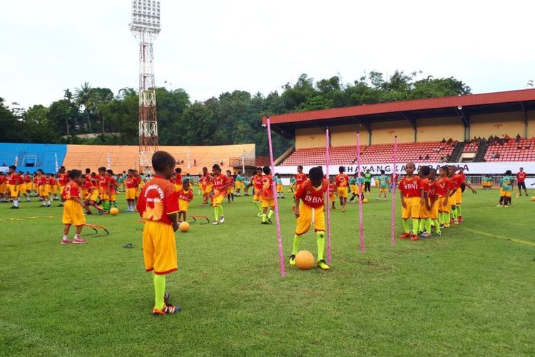 Pergelaran Bhayangkara Papua Football Festival 2017. 