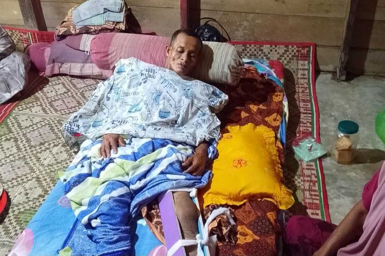 Cerita Petani Aceh Utara Harus Sepekan Menunggu Rujukan, Menahan Nyeri Kaki Patah akibat Jatuh ke Jurang