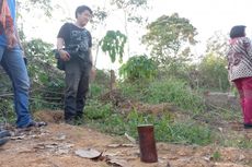 Warga Tandai Pijakan Kaki Jokowi di Kabupaten Gunung Mas dengan Botol Kaca