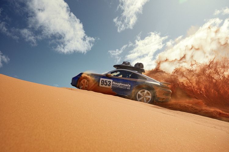 Mobil sport off-road dengan gen pemenang: Porsche 911 Dakar baru