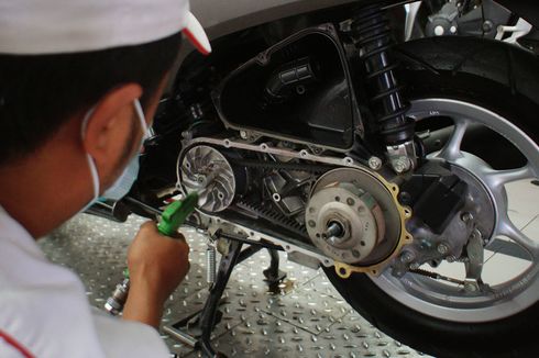 Kebiasaan Pengendara Skutik yang Bikin CVT dan V-Belt Cepat Rusak