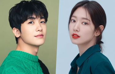 Aktor Park Hyung Sik (kiri) dipasangkan dengan aktris Park Shin Hye dalam drama bertajuk Doctor Slump.