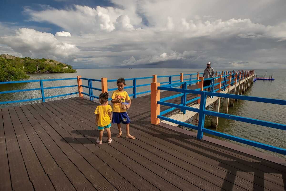 Pantai Kotajogho Nagekeo, NTT sebagai pintu masuk ke destinasi wisata di Pantai Utara Kabupaten tersebut. Dari pantai itu bisa ke Pulau Kinde, Maropokot, Pantai Nggolonio, Selasa, (18/4/2023). 