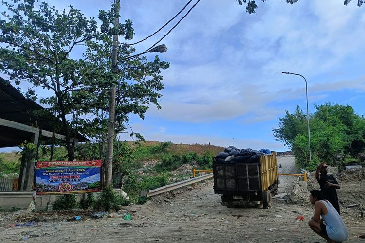 Kondisi tumpukan sampah di TPA Suwung, Bali. Kementerian Pariwisata kembali mengimbau pengelola hotel, restoran, dan kafe (horeka) mengelola sampah secara mandiri. Apa tantangannya?