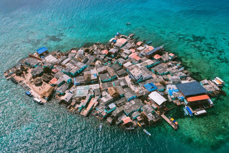 Ilustrai pulau Santa Cruz del Islote, pulau terpadat di dunia.