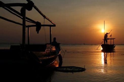 Ayah dan Anak di Sikka Hilang Kontak di Perairan Wairhubing Usai Menerima Kapal Bantuan Kemensos