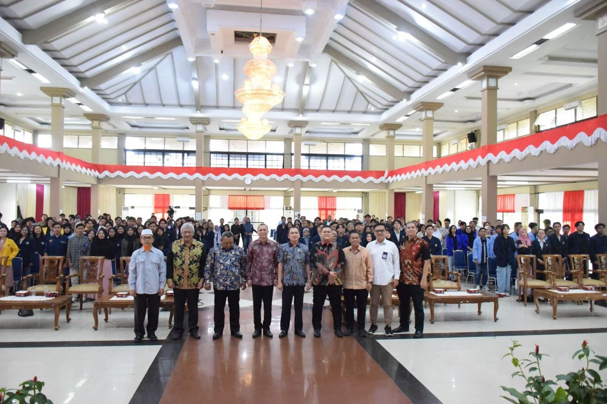KPPU menarik sekitar 500 mahasiswa dari berbagai perguruan tinggi negeri (PTN) dan swasta di Kalimantan Barat (Kalbar) untuk bergabung sebagai Penyuluh Kemitraan UMKM.