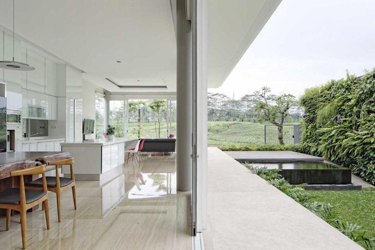 Am House karya Architects Rakta Studio 
