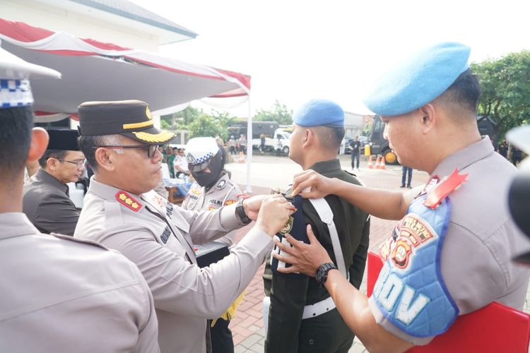 Polres Metro Bekasi Kerahkan 1300 Personel Jelang Natal, Fokus Amankan Gereja dari Aksi Teror