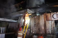 Bengkel Motor di Wonosobo Ludes Terbakar, Tumpukan Ban Bikin Api Cepat Merembet