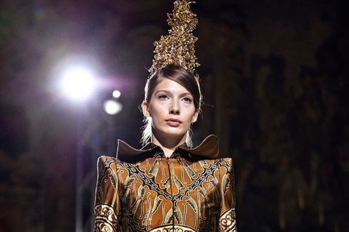 Busana Indonesia Karya Maquinn Couture Pukau 170 Tamu Undangan Milan Fashion Week