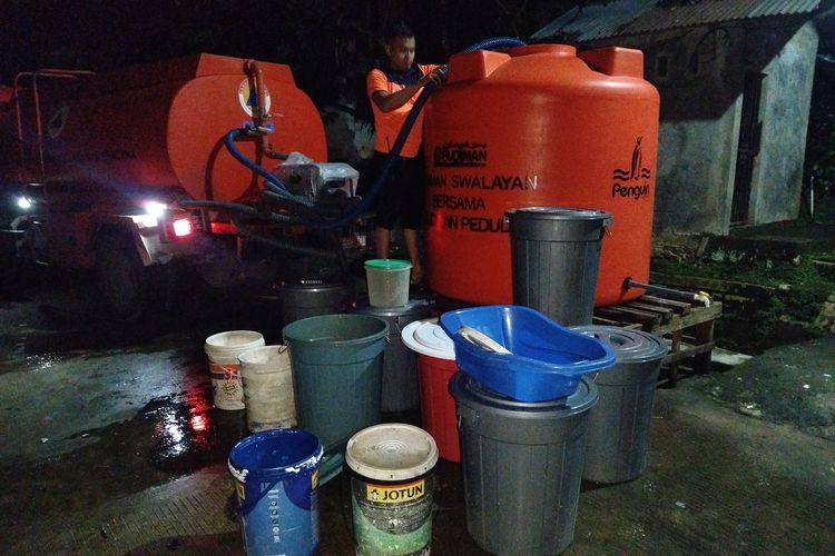 Enam Bulan Pascabanjir Bandang, Sebagian Warga Kota Padang Masih Krisis Air Bersih