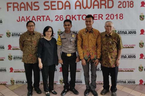 Polisi dan Aktivis Kemanusiaan Raih Frans Seda Award 2018