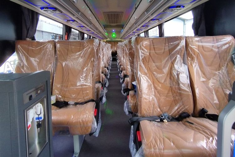 Bus baru PO Alfariz Trans bagian kabin
