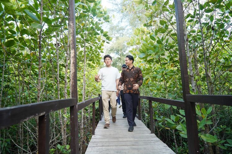 Kagumi Pelestarian Lingkungan Trenggalek, Delegasi Korea Selatan Undang Bupati ke Konferensi di China