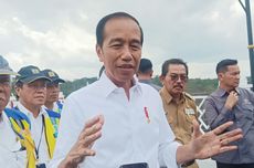 Soal Gunakan Baju "Biru Prabowo", Jokowi: Gonta-ganti, Kuning, Biru, dan Putih