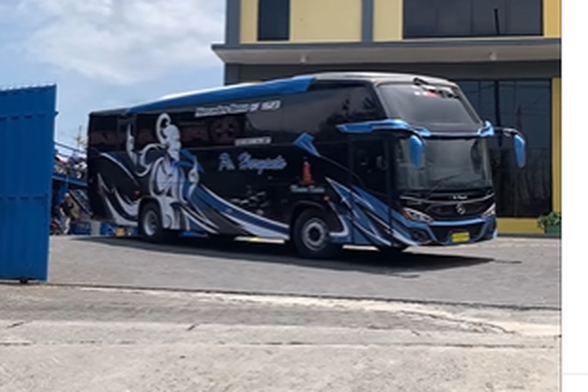 Bus baru PO Haryanto