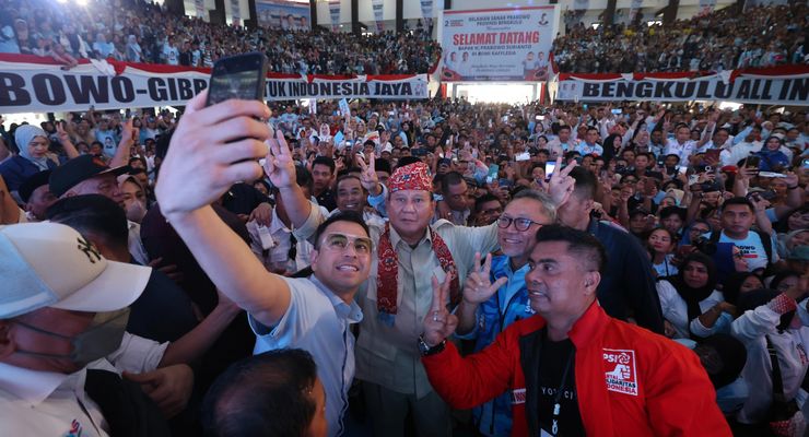 Kampanye di 3 Provinsi dalam Sehari, Prabowo: Kami yang Paling Mampu Bawa Indonesia Jadi Negara Makmur