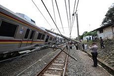 Tiang Listrik KRL Roboh, PLN Jamin Pasokan Listrik ke Warga Tak Terganggu