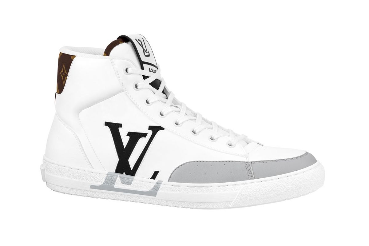 Keren! Louis Vuitton Hadirkan Sneaker Unisex Pertama yang Ramah