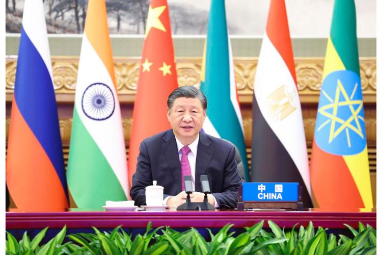 Presiden China Xi Jinping menyampaikan pidato dalam pertemuan khusus gabungan para pemimpin BRICS dan pemimpin anggota BRICS undangan pada 21 November 2023, yang membahas situasi di Timur Tengah dengan referensi khusus soal Gaza