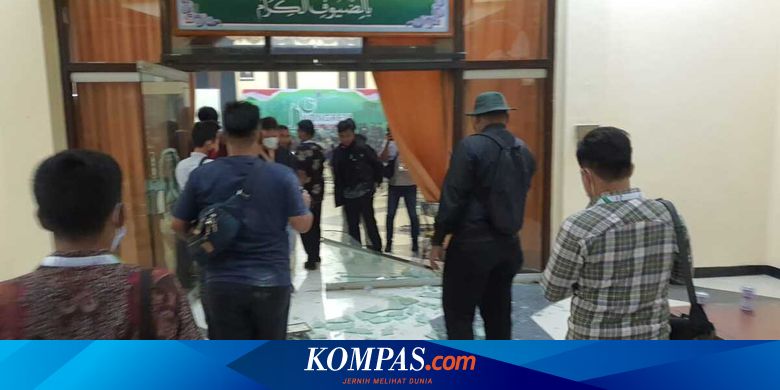 Kongres HMI Ricuh, Pintu Kaca Pecah, 6 Orang Diamankan, Ini Cerita Lengkapnya