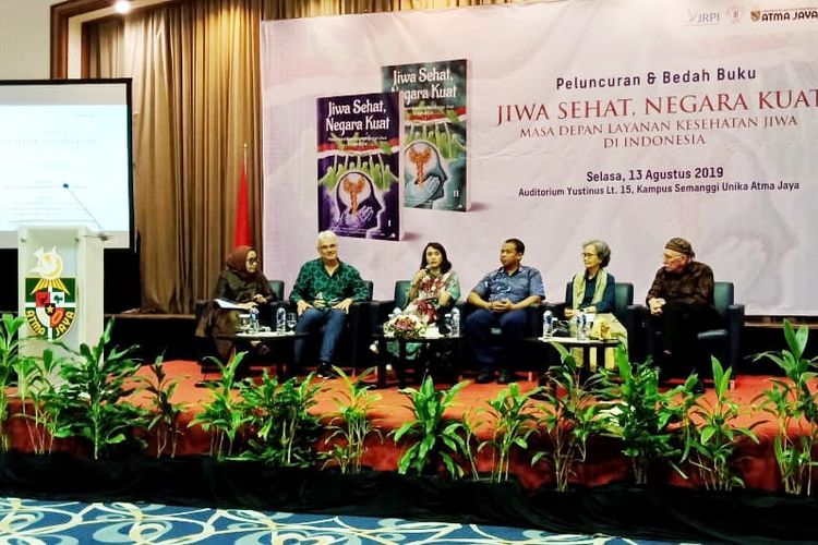 Peluncuran buku Jiwa Sehat, Negara Kuat di Unika Atma Jaya Jakarta (13/8/2019) ini menghadirkan beberapa narasumber bedah buku di antaranya; Prof. Hans Pols (University of Sidney), Nani Nurrachman (Unika Atma Jaya), Nova Riyanti Yusuf (Komisi IX DPR-RI), Bagus Utomo (KSPI) dan Prof. Byron Good (Harvard University).