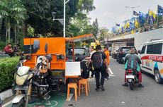 Pemilik "Food Truck" Gratiskan Makanan untuk Massa Demo di DPR