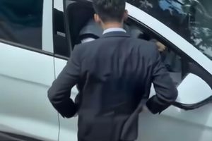 Amarah Sopir Transjakarta ke Pengemudi Mobil yang Terobos Busway di Jakbar