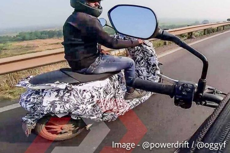 Motor listrik yang ditengarai merupakan Husqvarna Vektorr tertangkap kamera mata-mata di India.